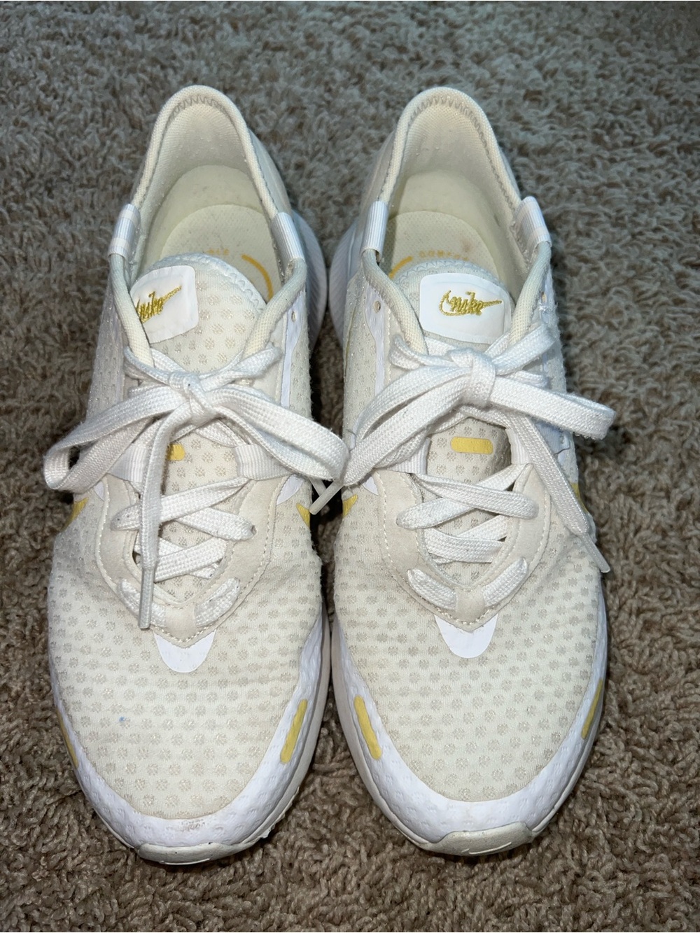 Nike Reposto Athletic Sneakers - Stylish Lightweight Comfort women's size 8